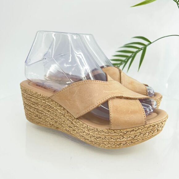 Spring Step Sandals Women's Size 37 6.5 Tan Leather Wedge Slides Comfy - Picture 1 of 12